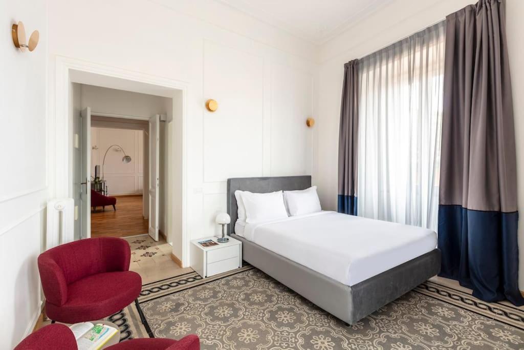Sjr Luxury Apartment Trevi Fountain Rome Exterior photo